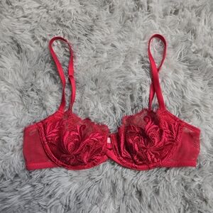 Victoria's Secret Bold Red Lace Bra Underwire Unlined 34A